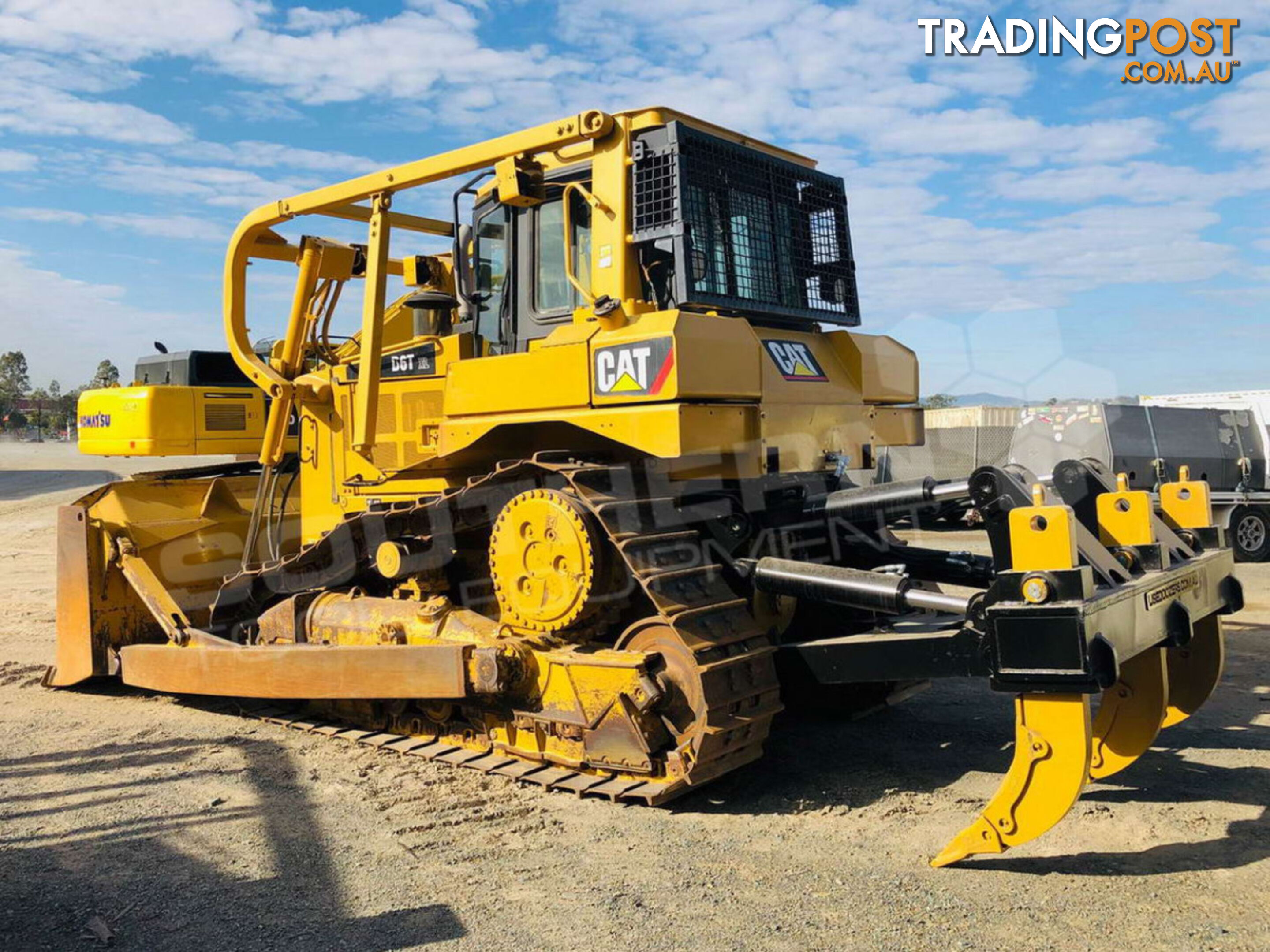 Caterpillar D6T XL Bulldozer SU Blade