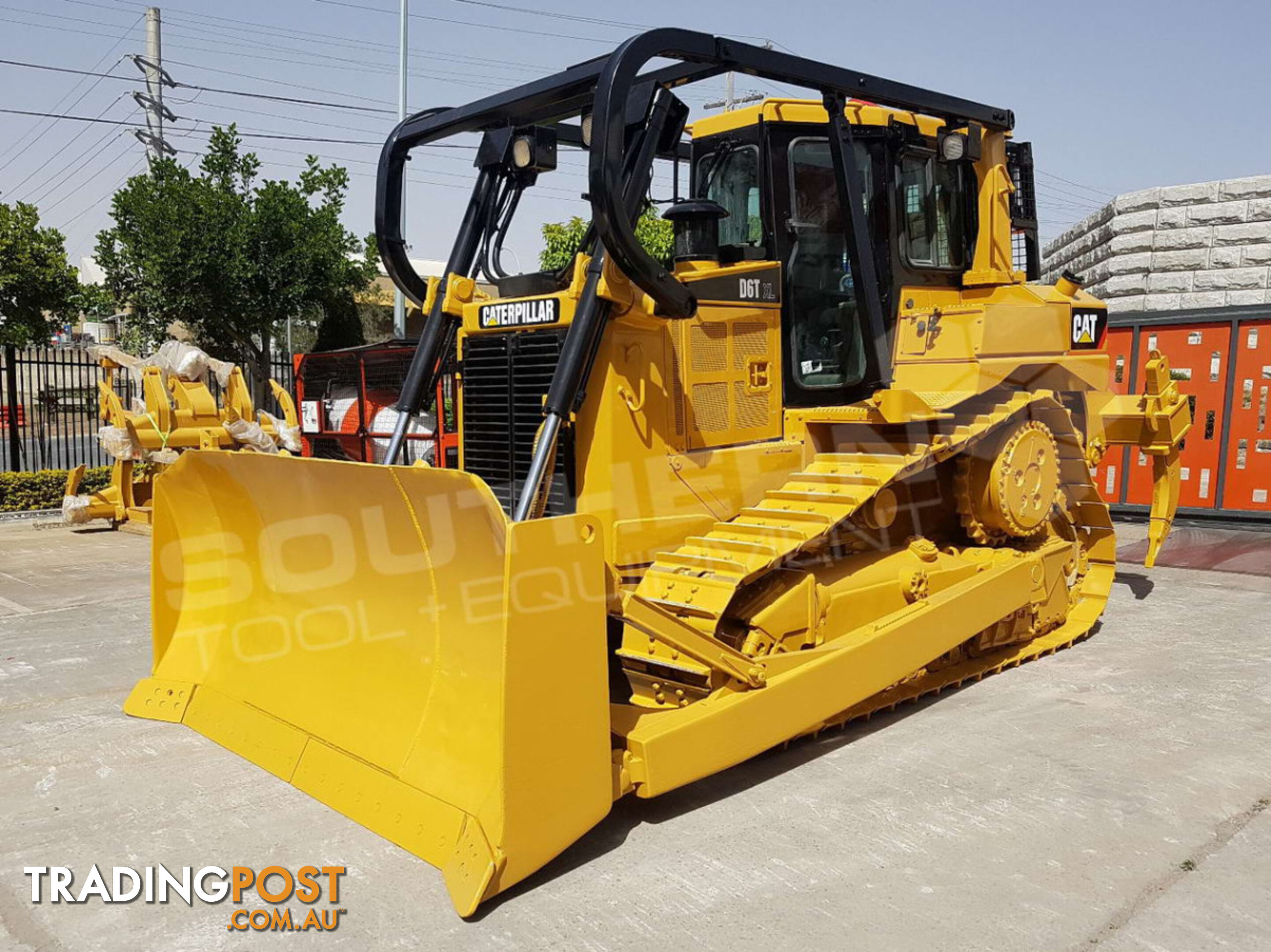 Caterpillar D6T XL Bulldozer SU Blade