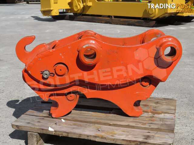  Hydraulic Quick Hitch Suits 4 Ton Kubota KX121 Excavators PP238 