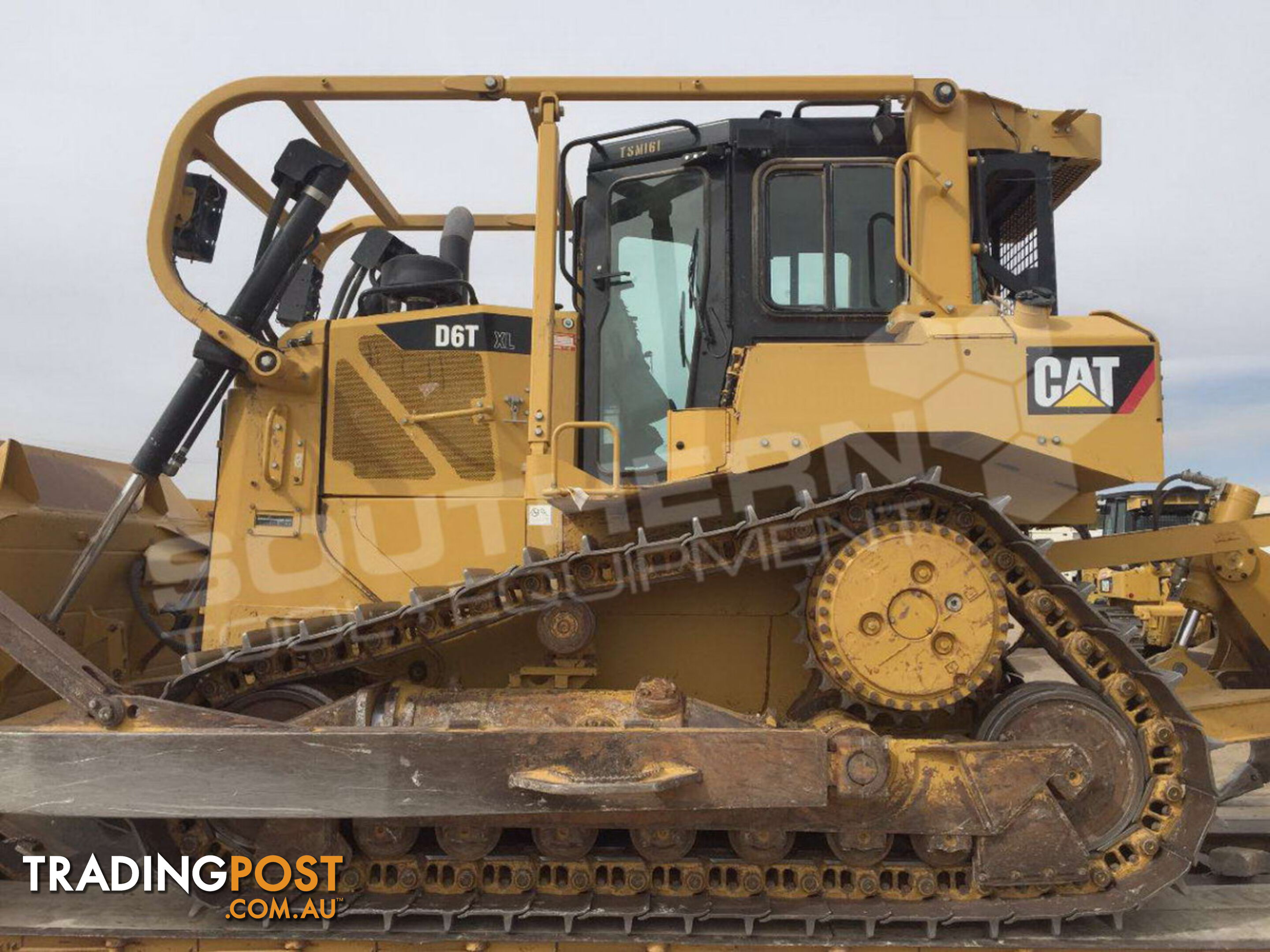 Caterpillar D6T XL SU Blade Bulldozer 