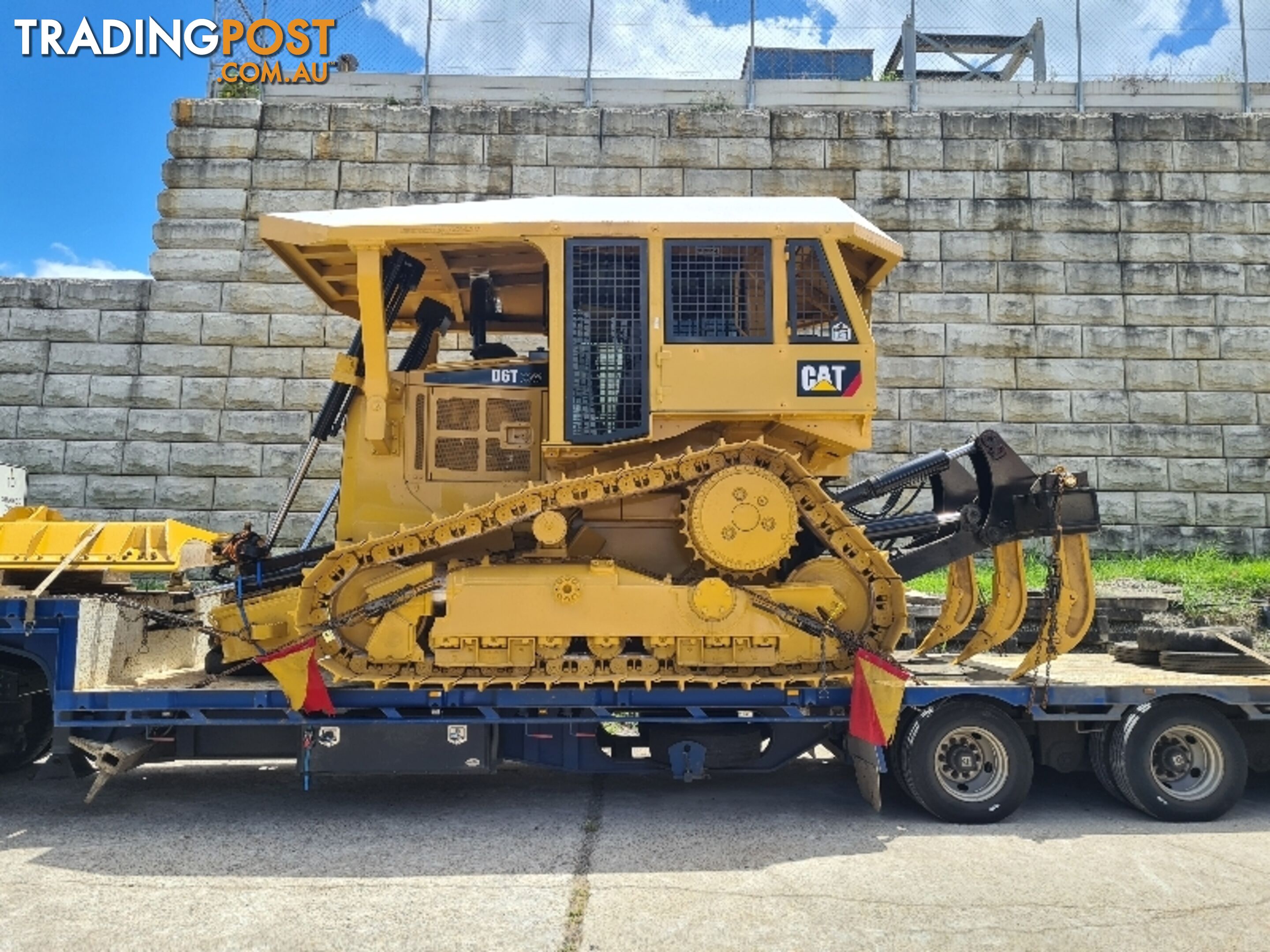 Caterpillar D6T XW Bulldozer (Stock No. 83648)