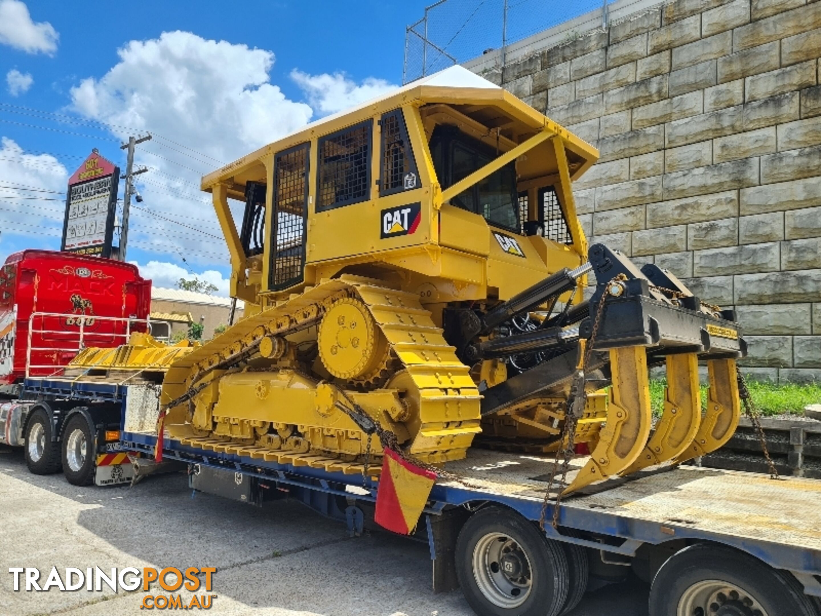 Caterpillar D6T XW Bulldozer (Stock No. 83648)