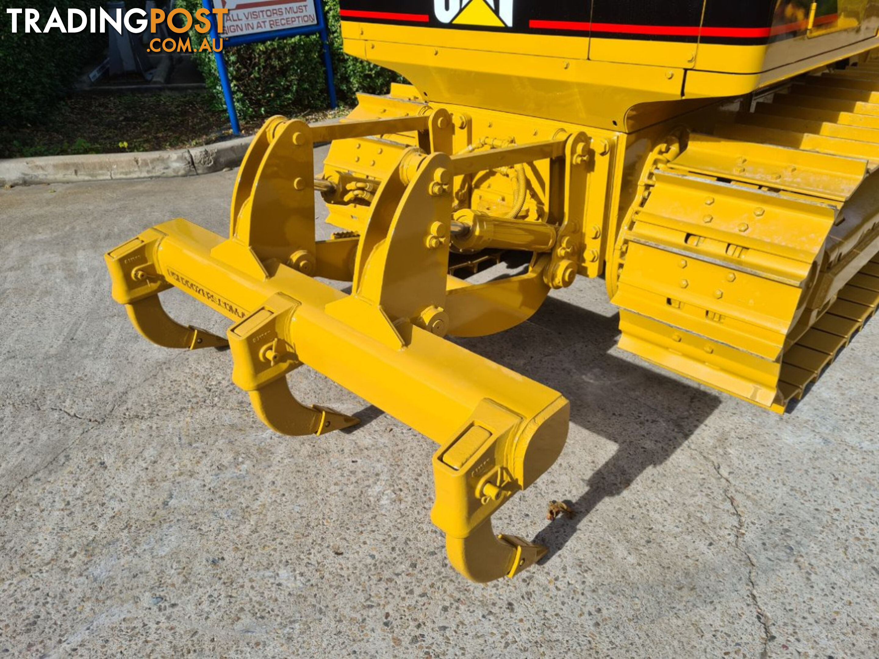 Caterpillar D5G XL Bulldozer (Stock No. 89687)