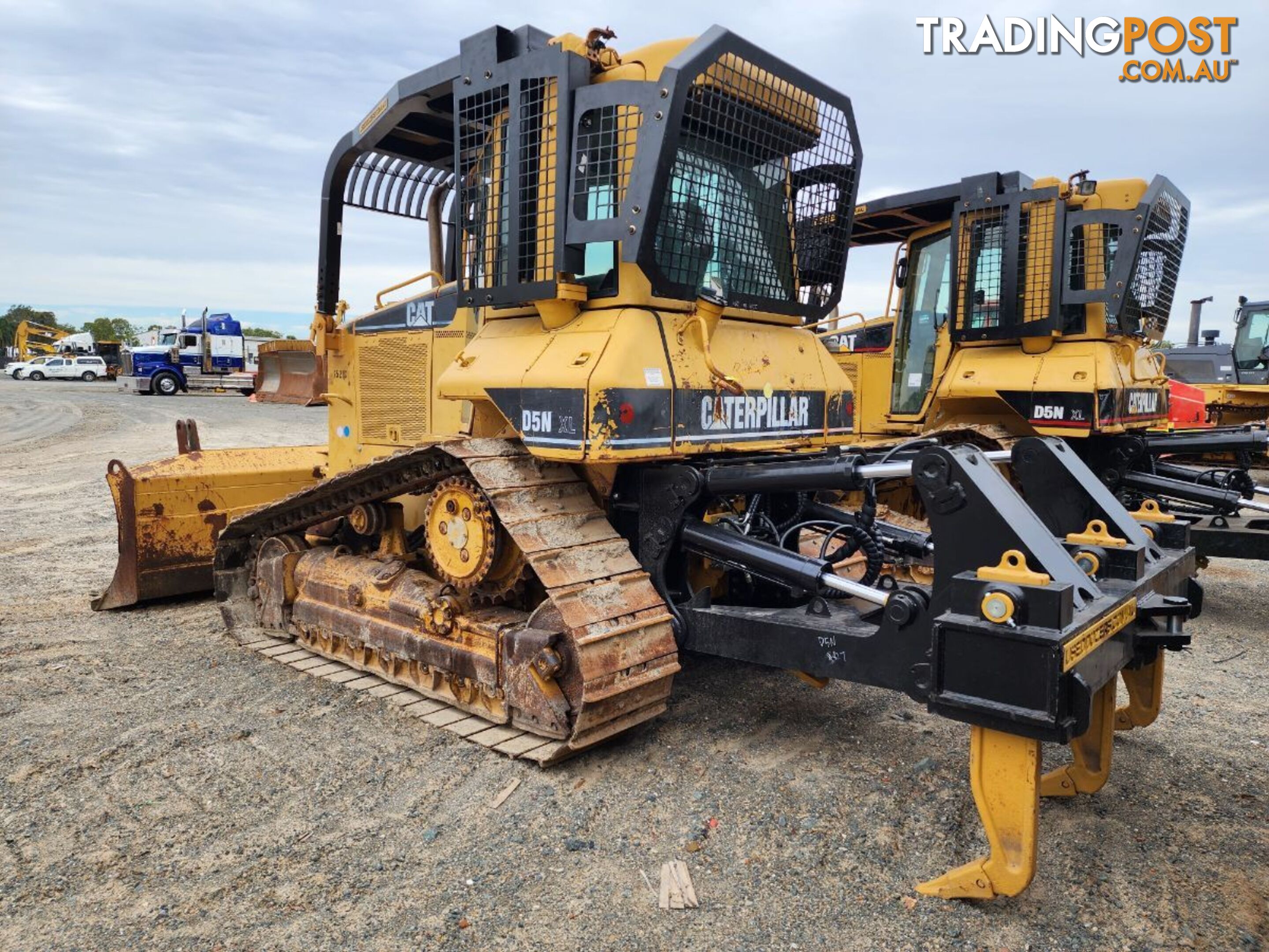 Caterpillar D5N XL Bulldozer (Stock No. 88751)