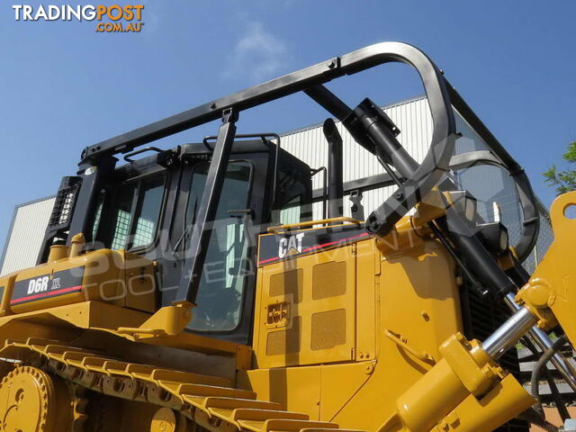 D6R XL Bulldozer SU Blade Stick Rake & Tree Spear fitted