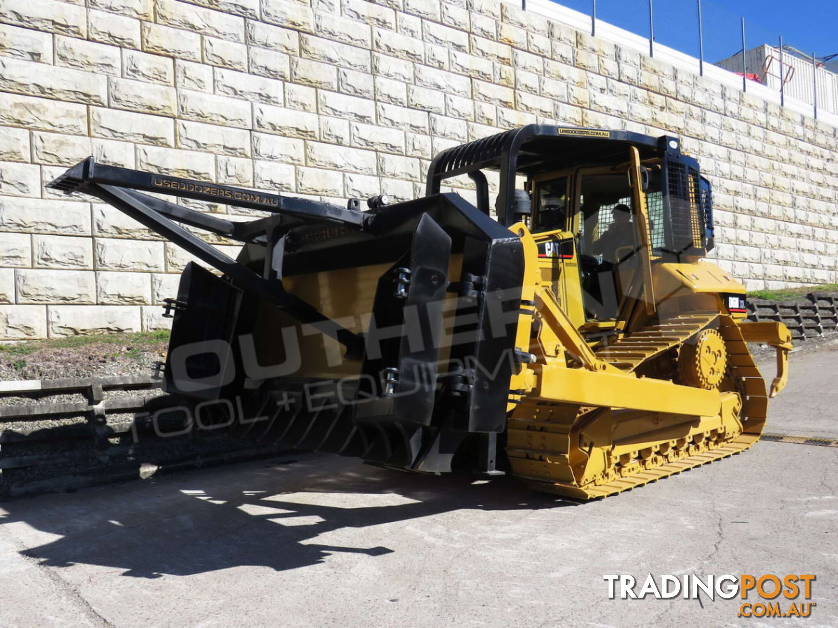 Caterpillar D6N XL Bulldozer Stick Rake Fitted SU Blade