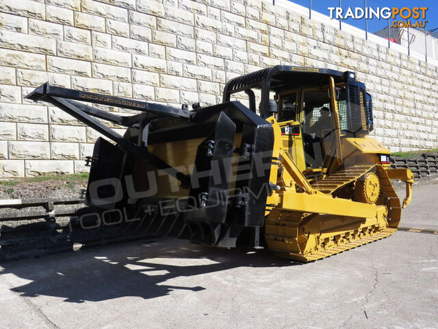 Caterpillar D6N XL Bulldozer Stick Rake Fitted SU Blade