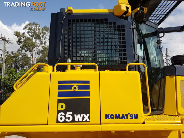  2013 Komatsu D65WX-17 Dozer