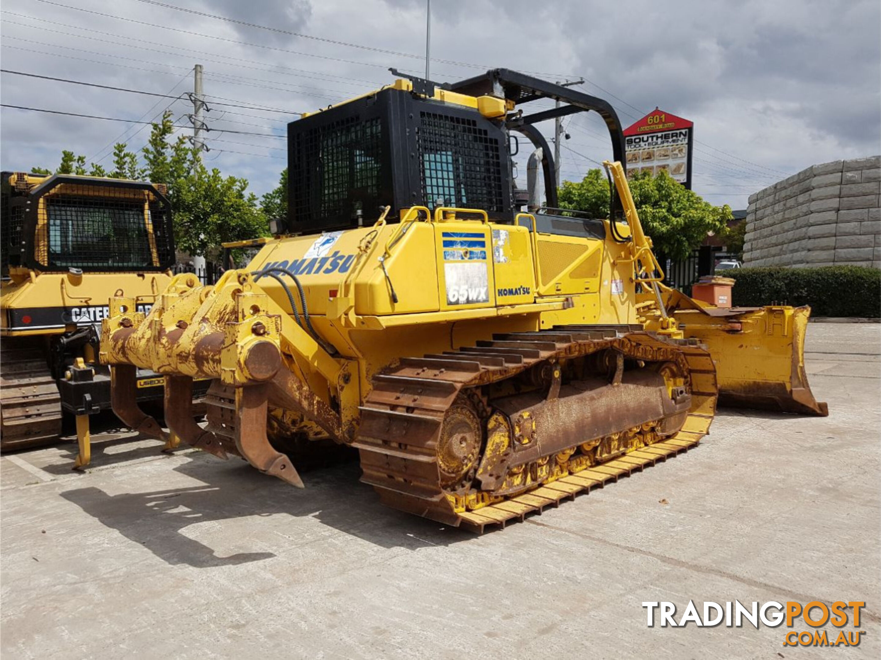  2013 Komatsu D65WX-17 Dozer