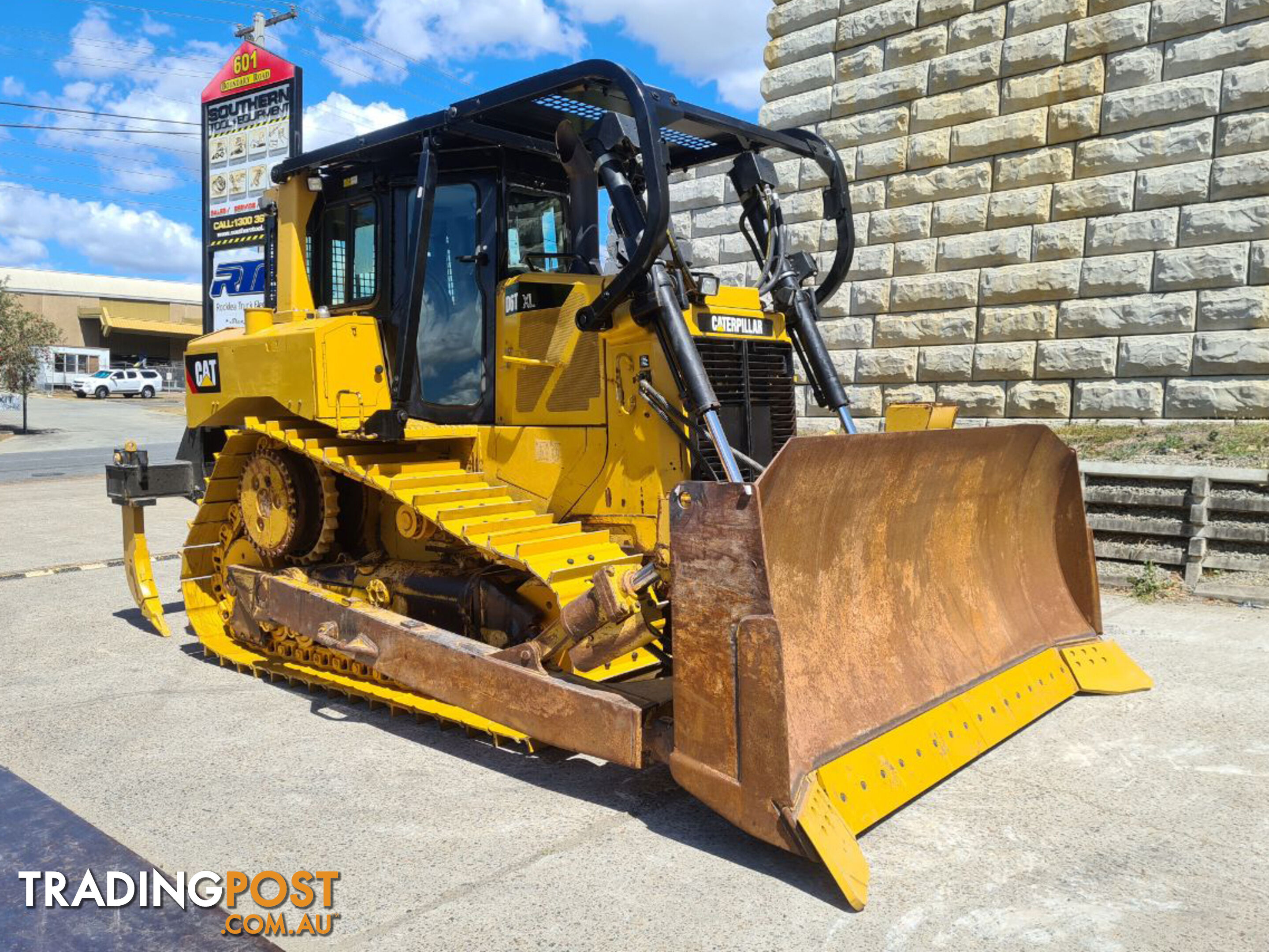 2014 Caterpillar D6T XL Bulldozer (Stock No. 94562) 