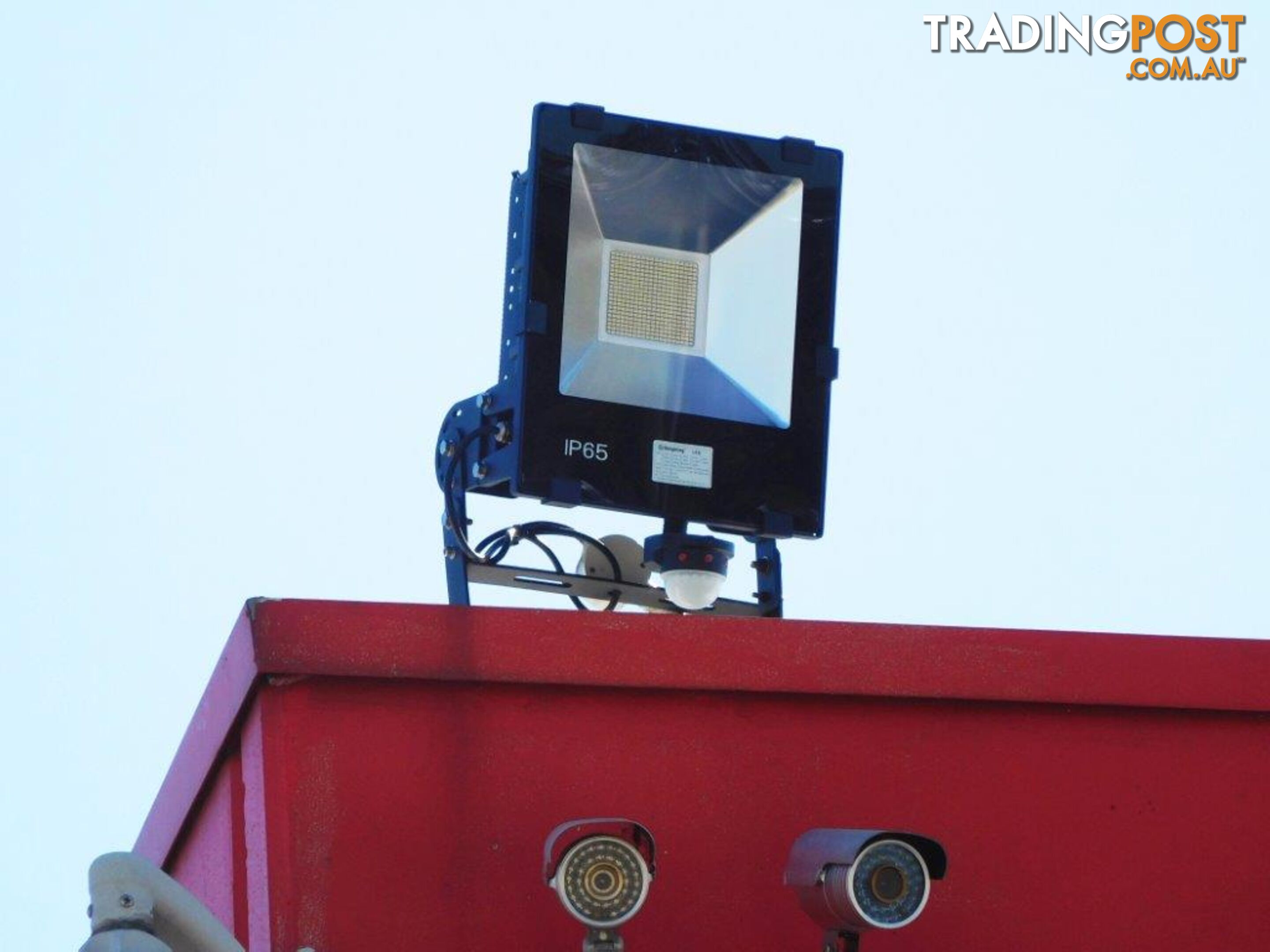 200W IP65 Water proof LED FLOOD Light - 7000k. 240V/50Hz. 