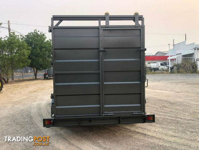 4.5 tone Multi use Plant Trailer / Cattle livestock Crate Trailer - photo 3 of 13