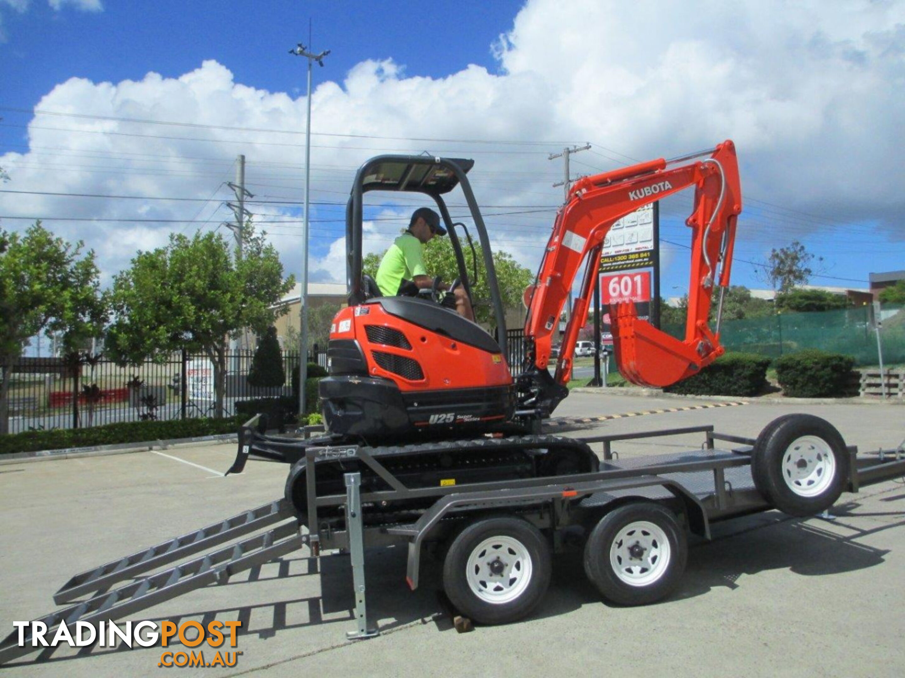  KUBOTA U25 2.5Ton Excavator + Interstate Trailers 4.5 Ton Plant Trailer