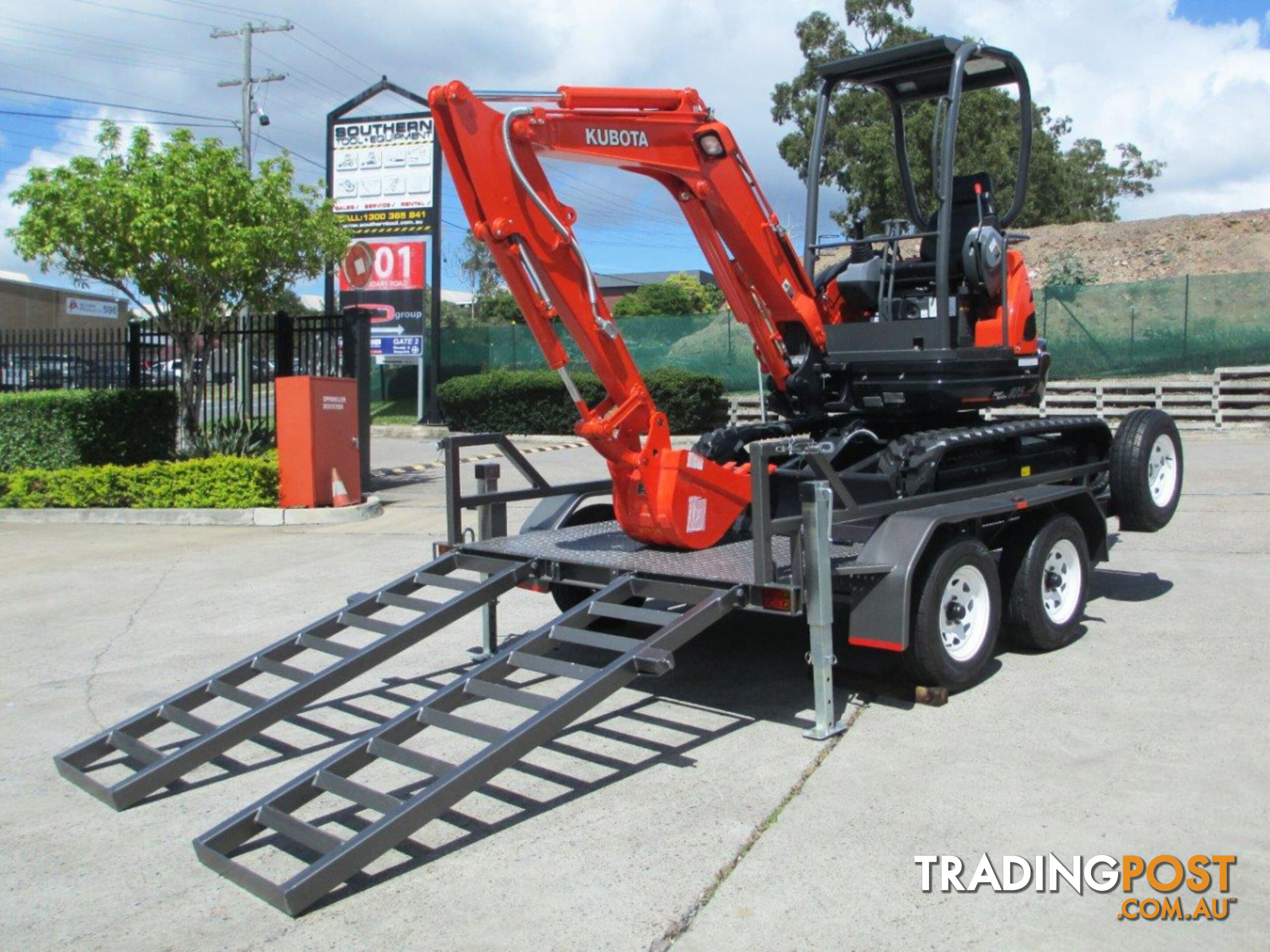  KUBOTA U25 2.5Ton Excavator + Interstate Trailers 4.5 Ton Plant Trailer