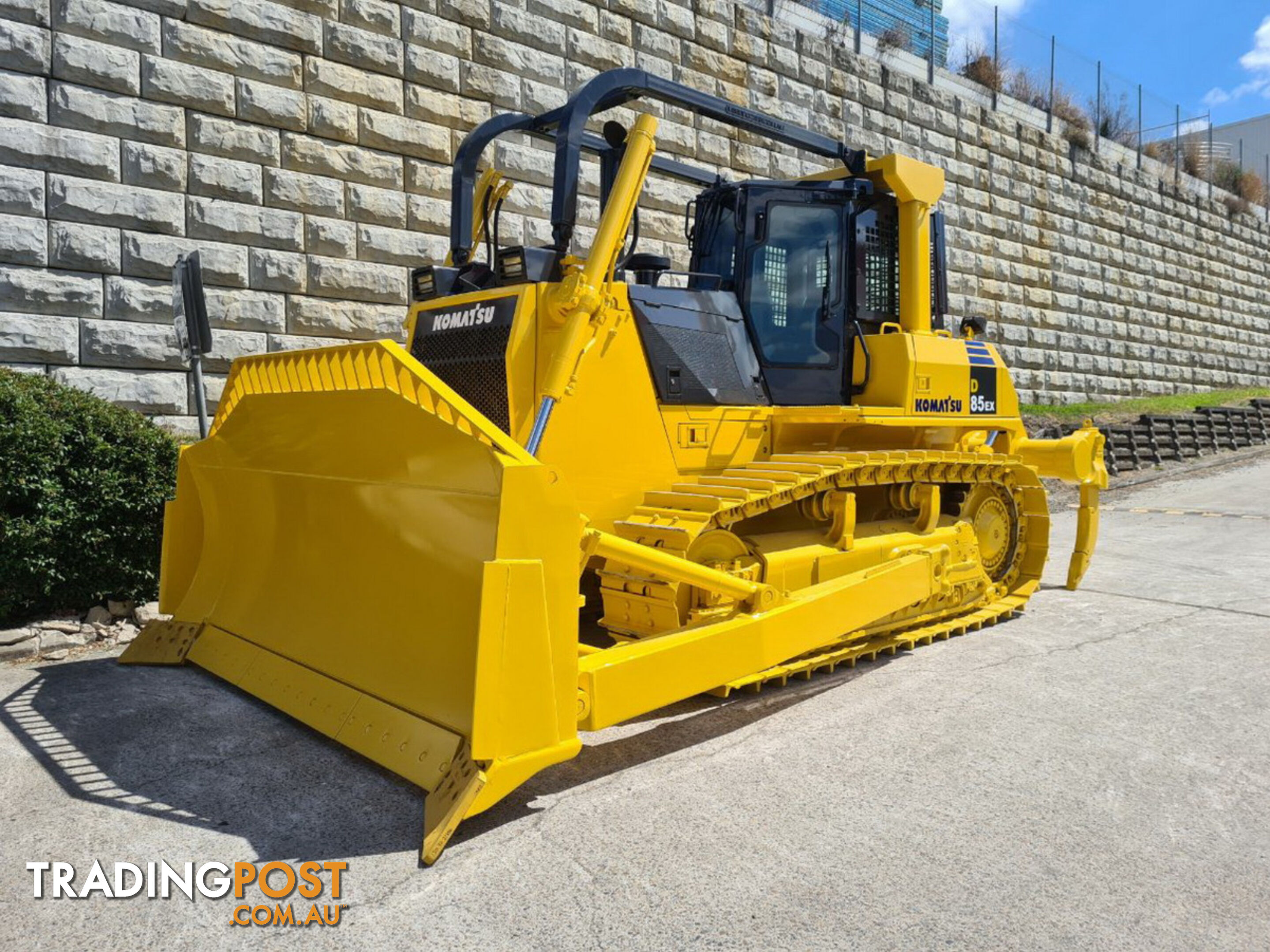 Komatsu D85EX-15E0 dozer (Stock No. 89670) 