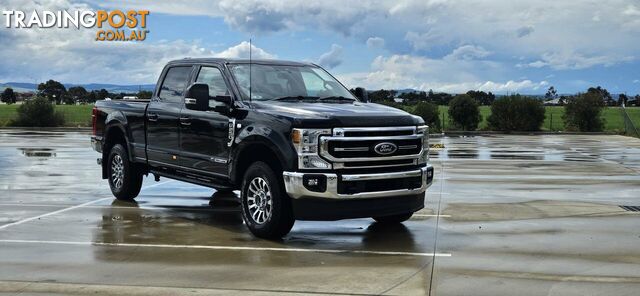 2022 FORD F250 LARIAT BADGE UTILITY