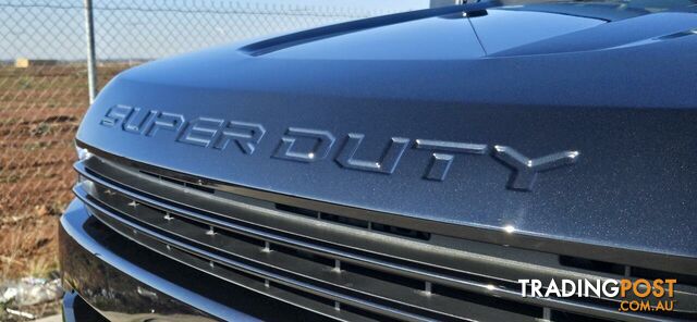 2019 FORD F250 LARIAT BADGE UTILITY