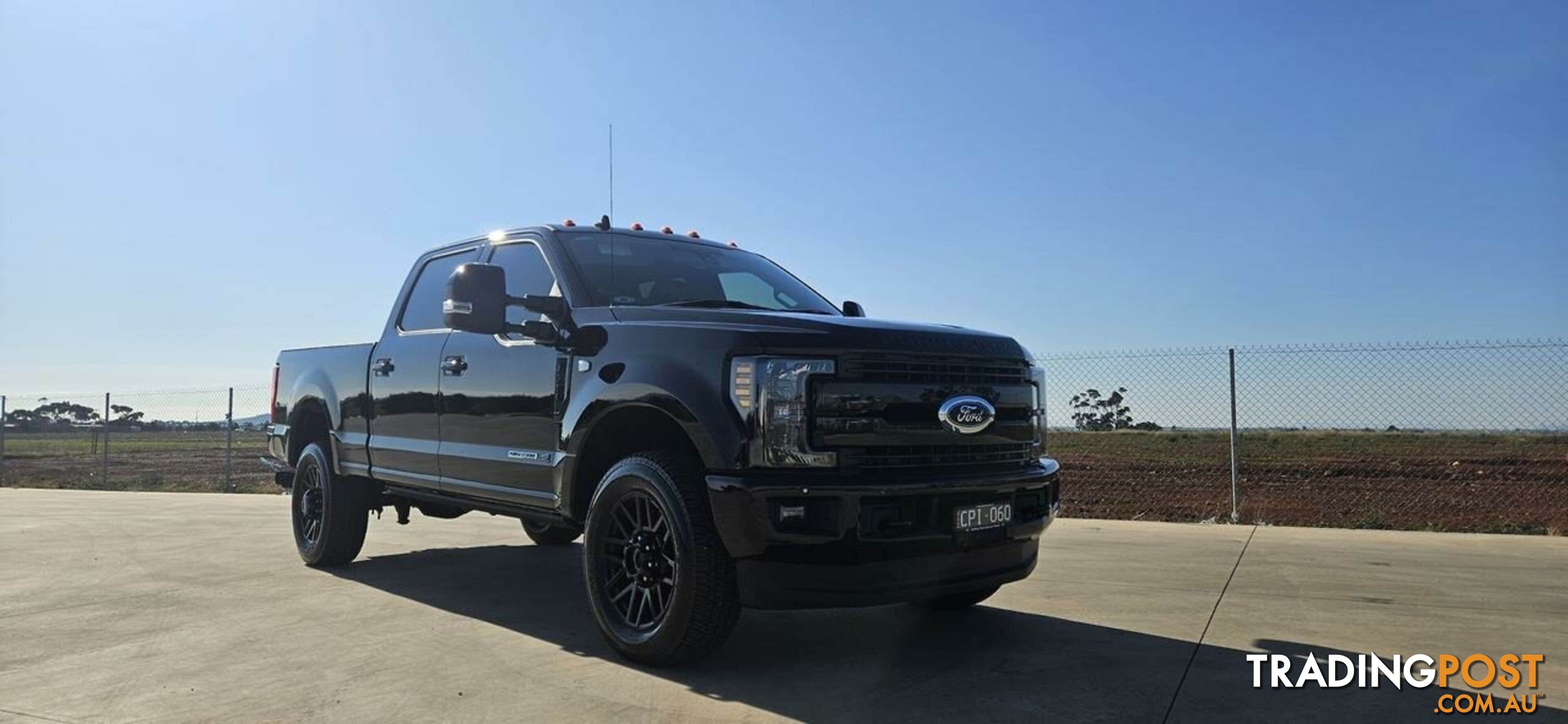 2019 FORD F250 LARIAT BADGE UTILITY