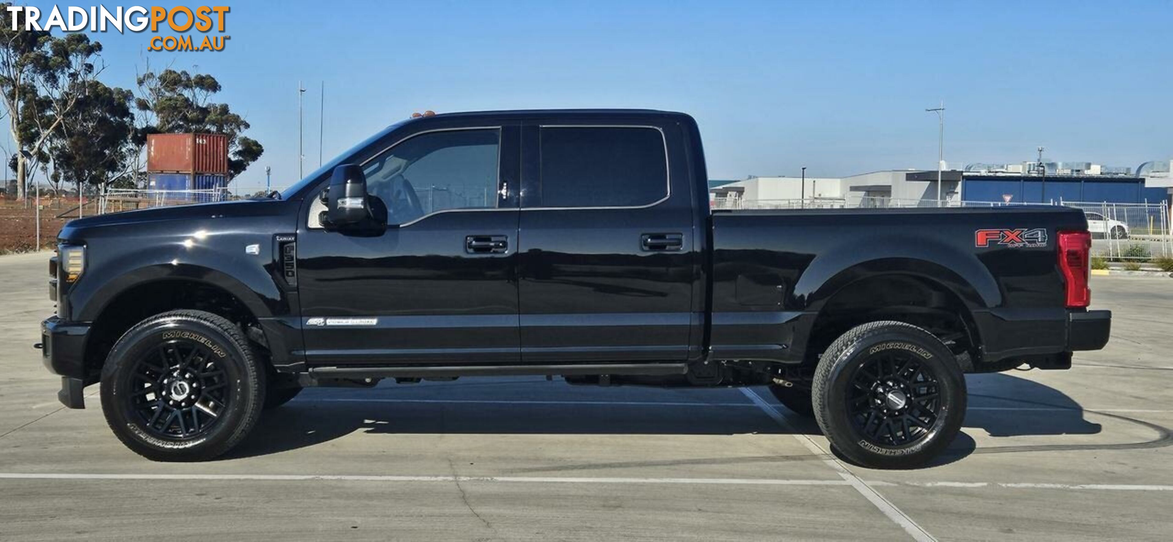 2019 FORD F250 LARIAT BADGE UTILITY