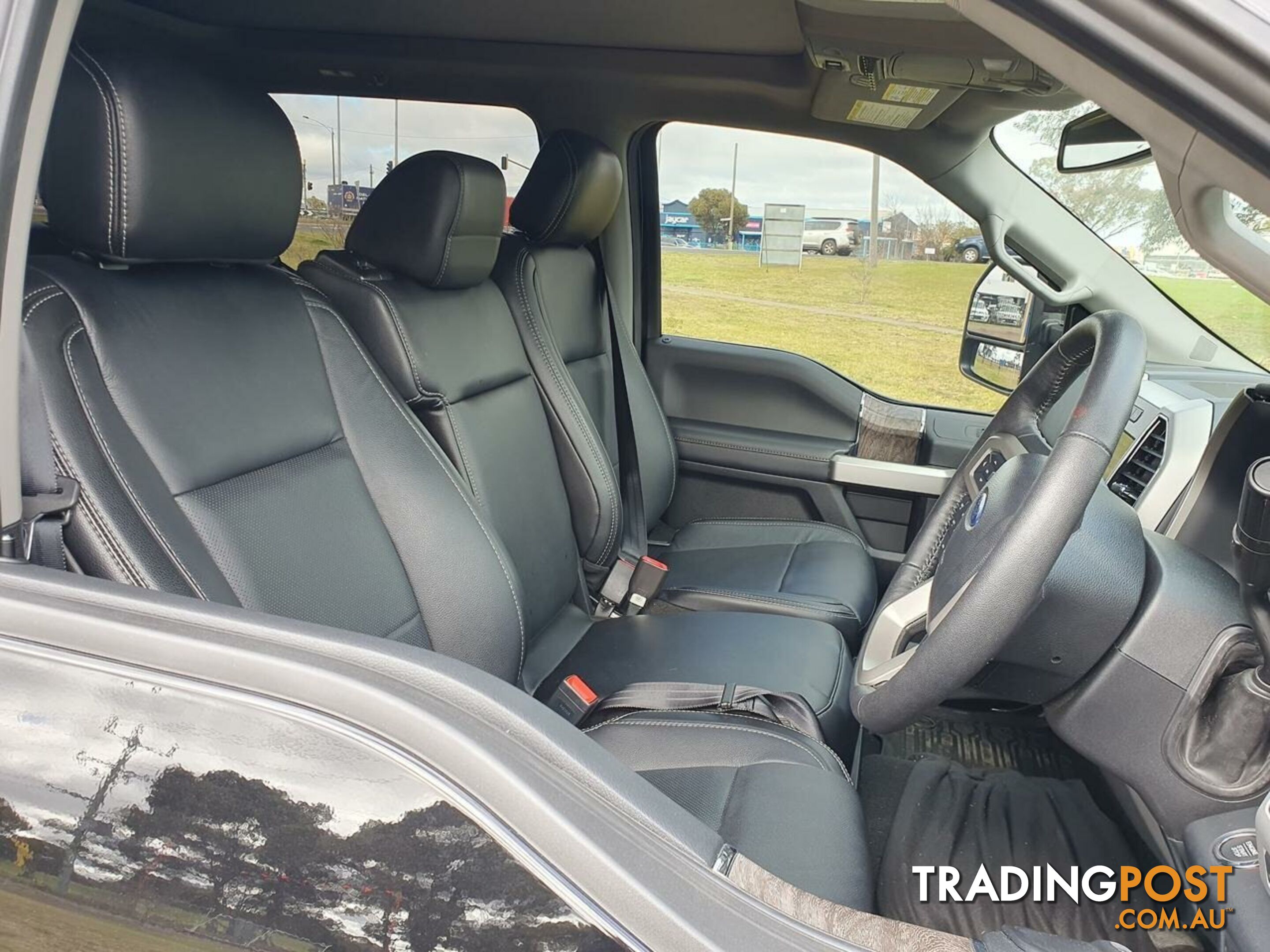 2019 FORD F250 LARIAT BADGE UTILITY