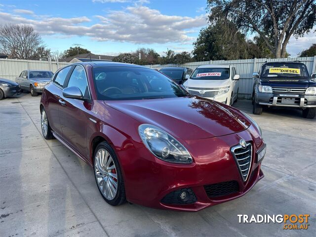 2013 ALFAROMEO GIULIETTA DISTINCTIVE  5D HATCHBACK