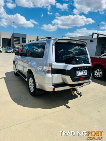 2015   EXCEEDLWB(4X4)  4D WAGON - photo 4 of 17