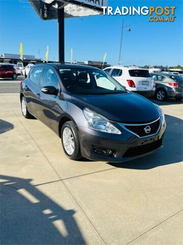 2013 ST L 5D HATCHBACK
