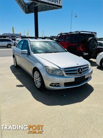 2009 CDICLASSIC 4D SEDAN