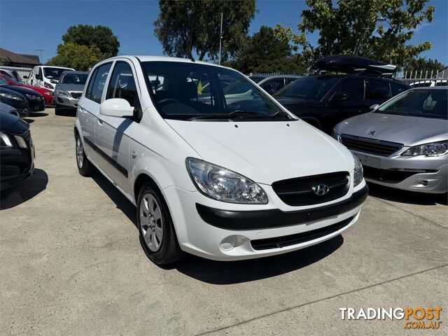 2009 HYUNDAI GETZ S  5D HATCHBACK