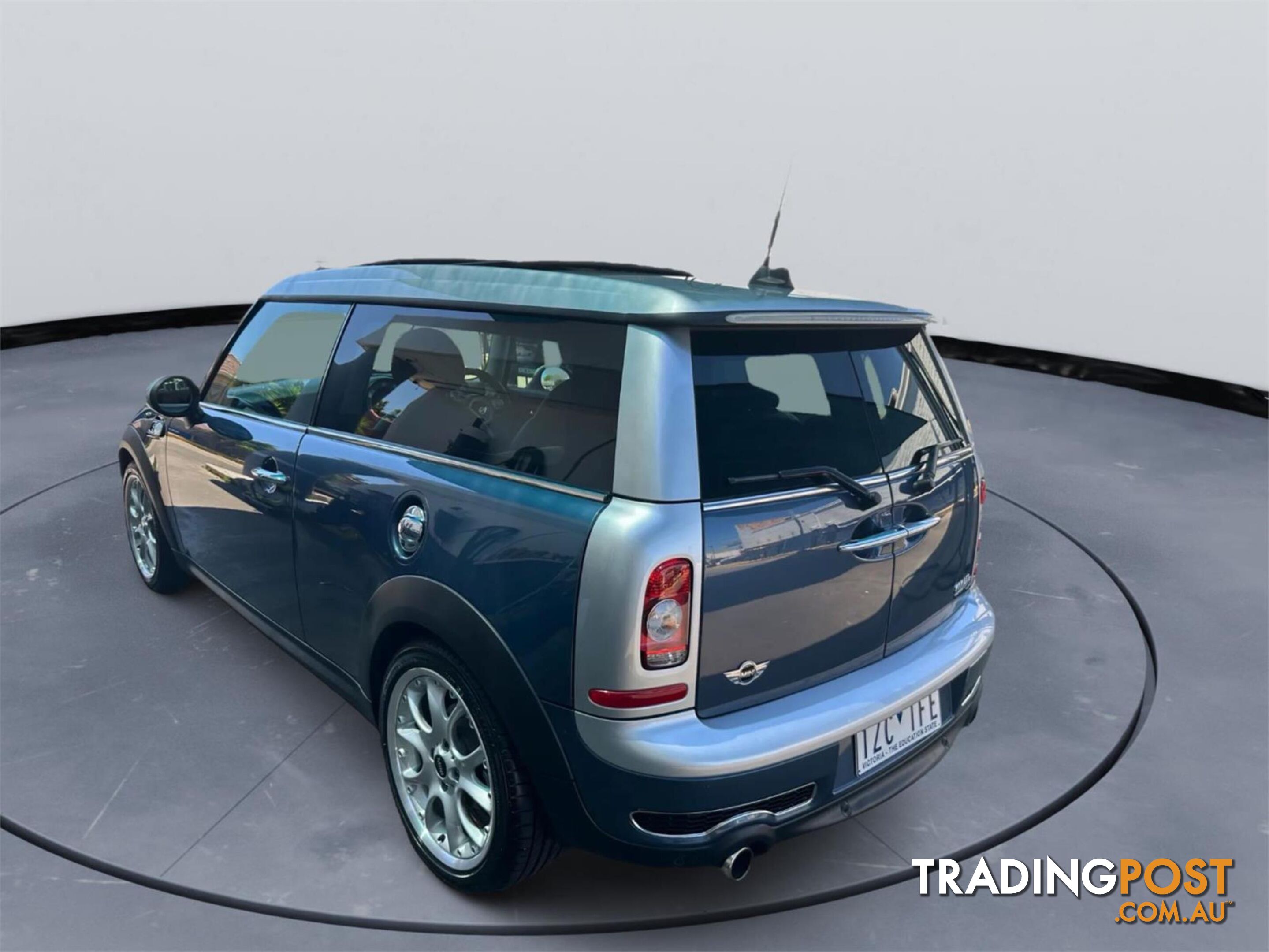 2009 MINI COOPER SCLUBMAN  3D WAGON