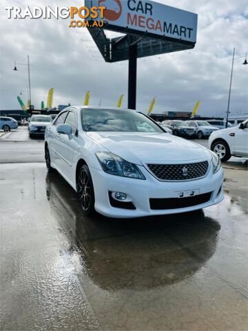 2009 4D SEDAN