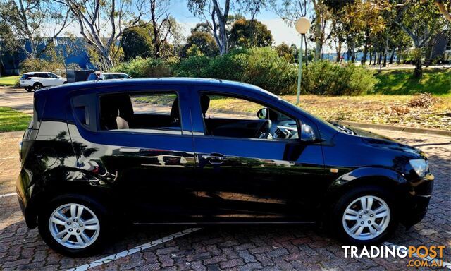 2013 HOLDEN BARINA CD  5D HATCHBACK