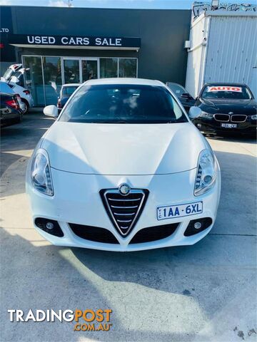 2013 ALFAROMEO GIULIETTA DISTINCTIVE  5D HATCHBACK