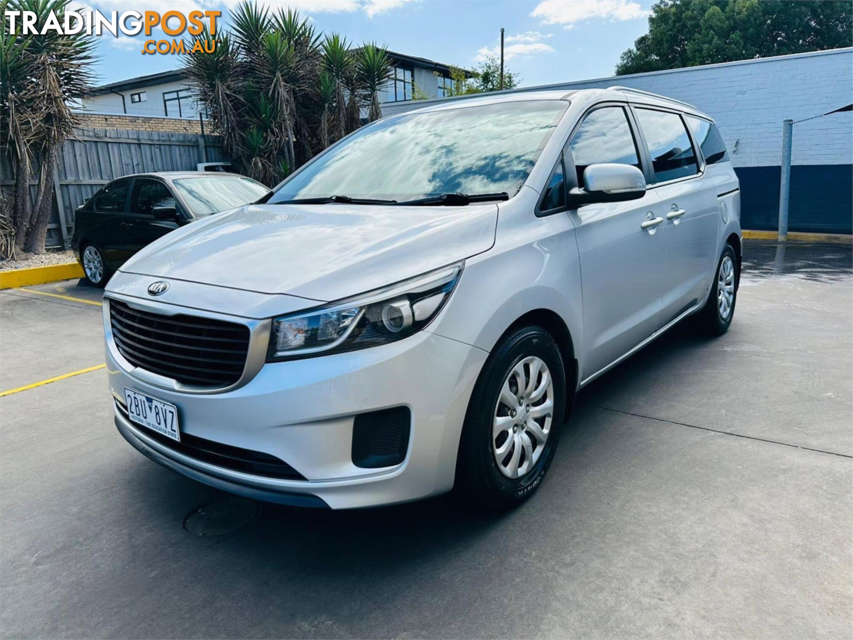 2017 KIA CARNIVAL S  4D WAGON