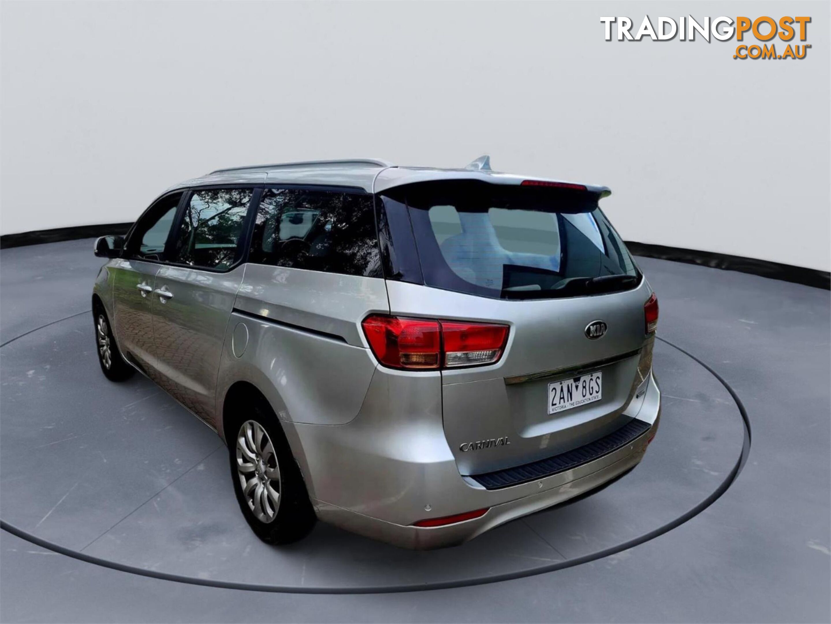 2015 KIA CARNIVAL S  4D WAGON