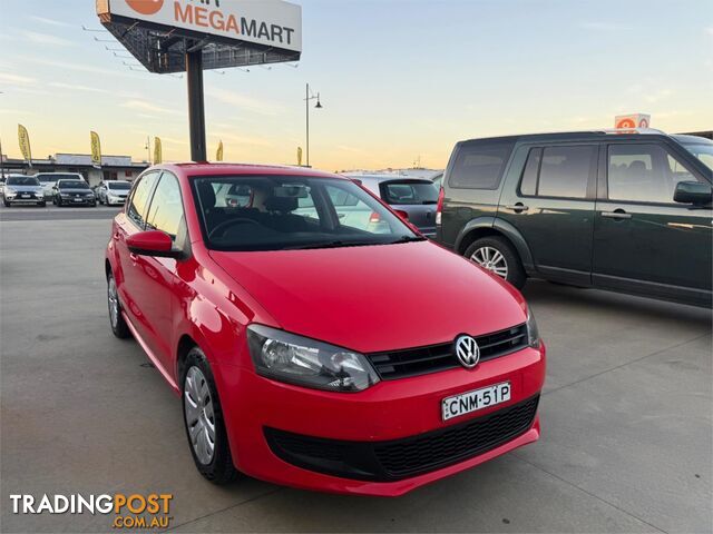 2013 TRENDLINE 5D HATCHBACK