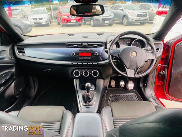 1750 ALFAROMEO GIULIETTA QV1750TBI  5D HATCHBACK