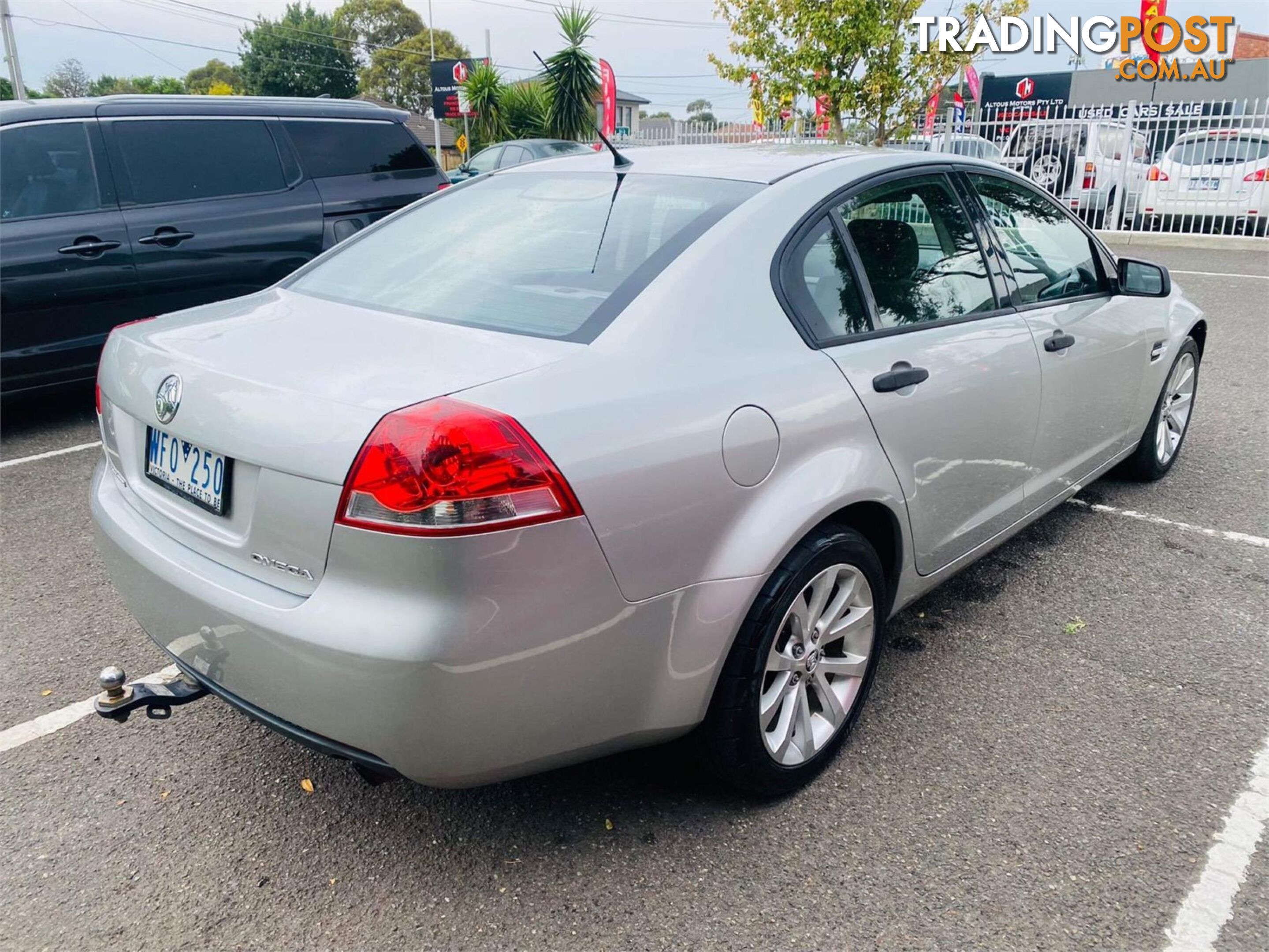 2008 HOLDEN COMMODORE OMEGA  4D SEDAN