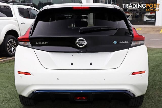 2021 NISSAN LEAF ZE1 HATCH - photo 3 of 15