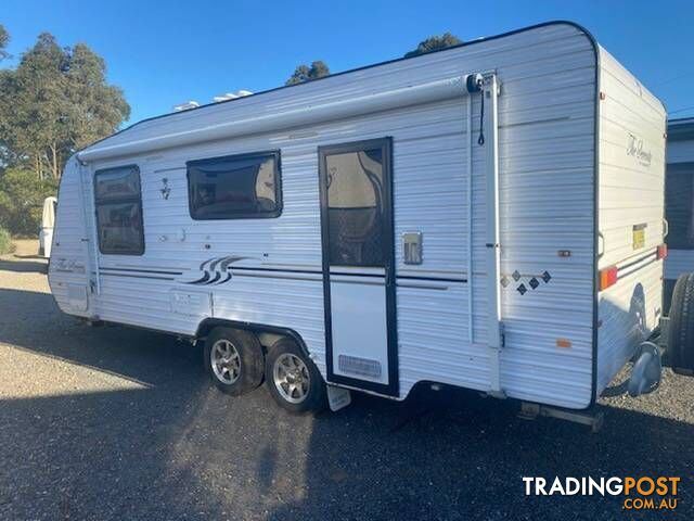 USED 2011 CRUSADER SERENITY CARAVAN