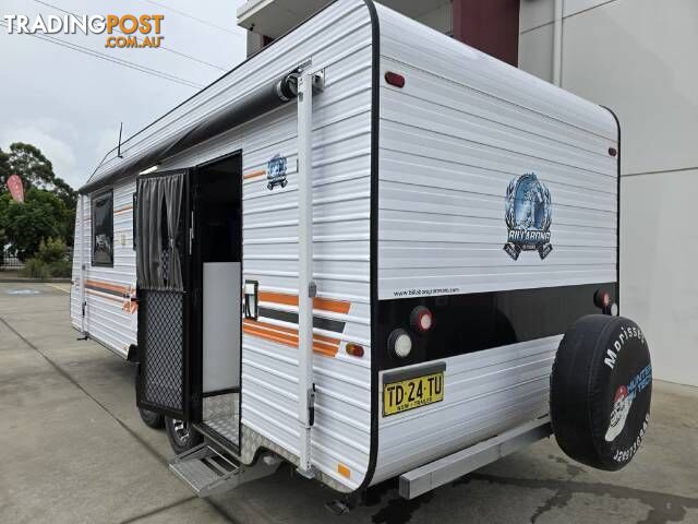 USED 2016 BILLABONG GROVE 196 CARAVAN 2 AXLE - photo 3 of 20