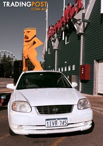Hyundai Accent Sedan - photo 2 of 7