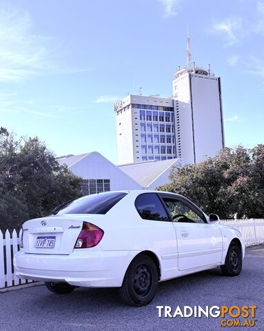 Hyundai Accent Sedan - photo 5 of 7