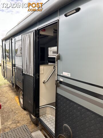2018 SUPREME CLASSIC TOURER 21