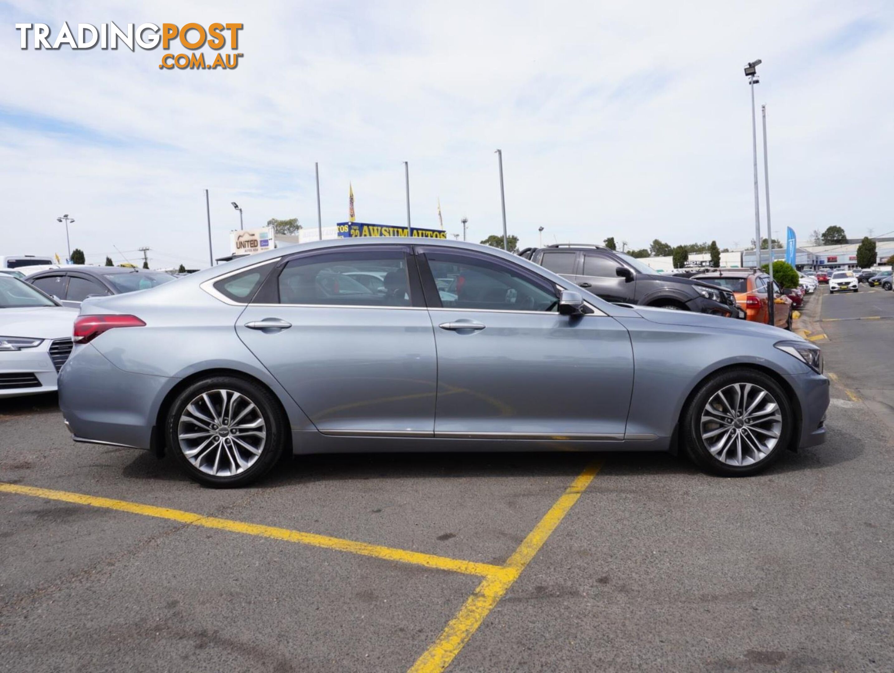 2016 HYUNDAI GENESIS SENSORYPACK DH SEDAN