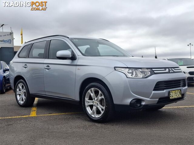 2013 MITSUBISHI OUTLANDER ES ZJMY14 WAGON
