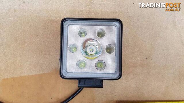 6" 28w LED Square Work Light with Blue HALO (CREE LED) IP68 12/24
