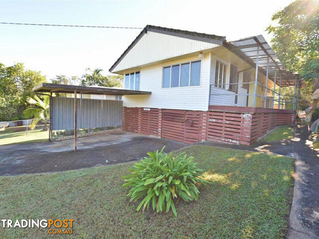 18 Crest Street KALLANGUR QLD 4503