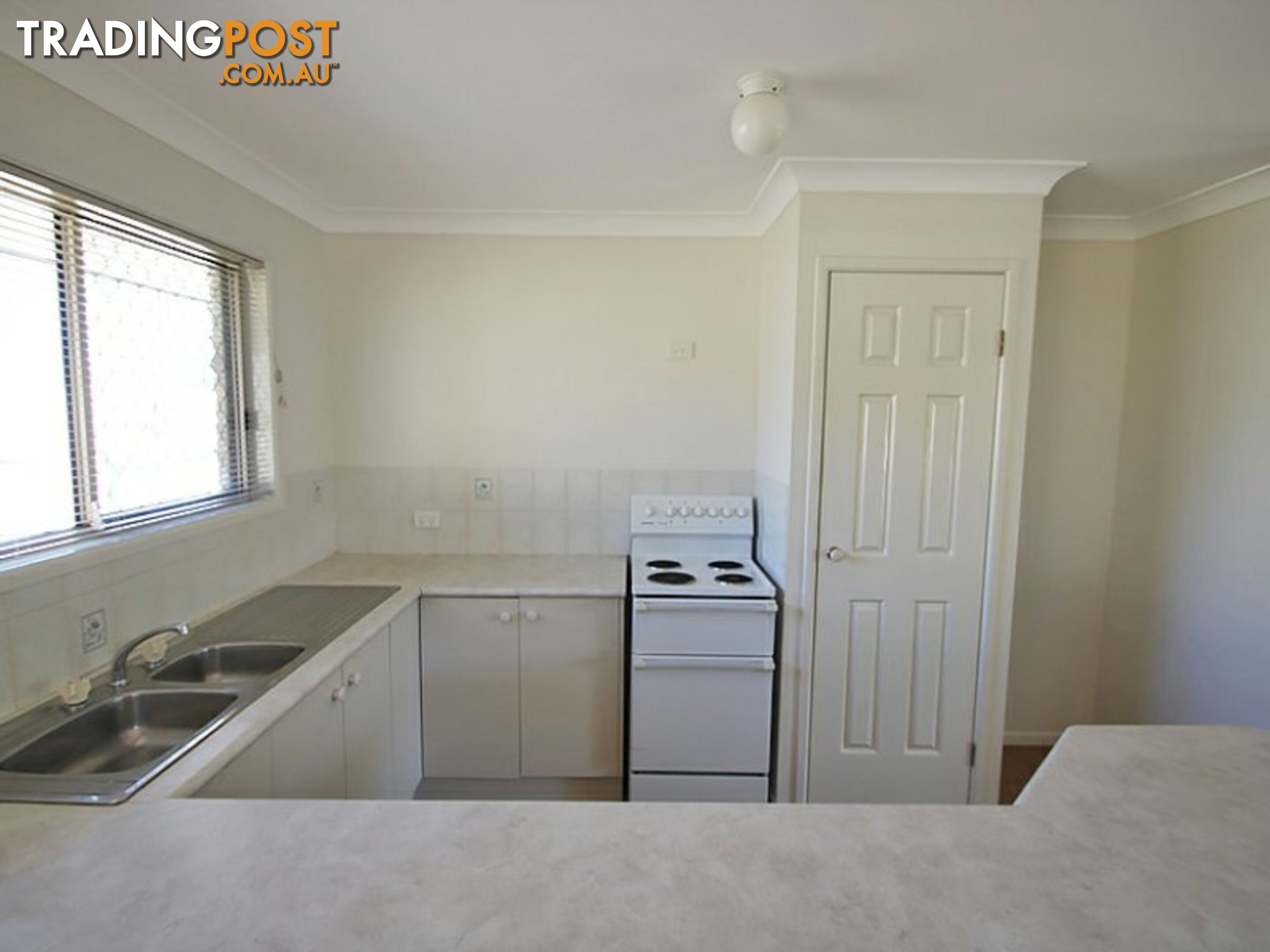 8 Roper Place KALLANGUR QLD 4503