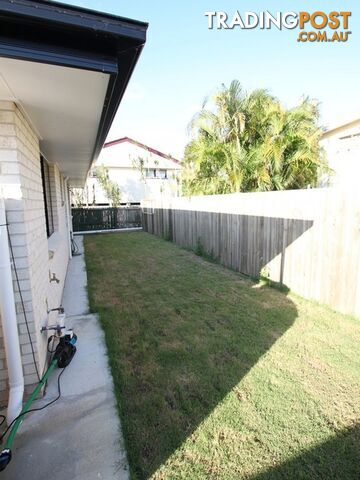 1/8 Glendon Court KALLANGUR QLD 4503